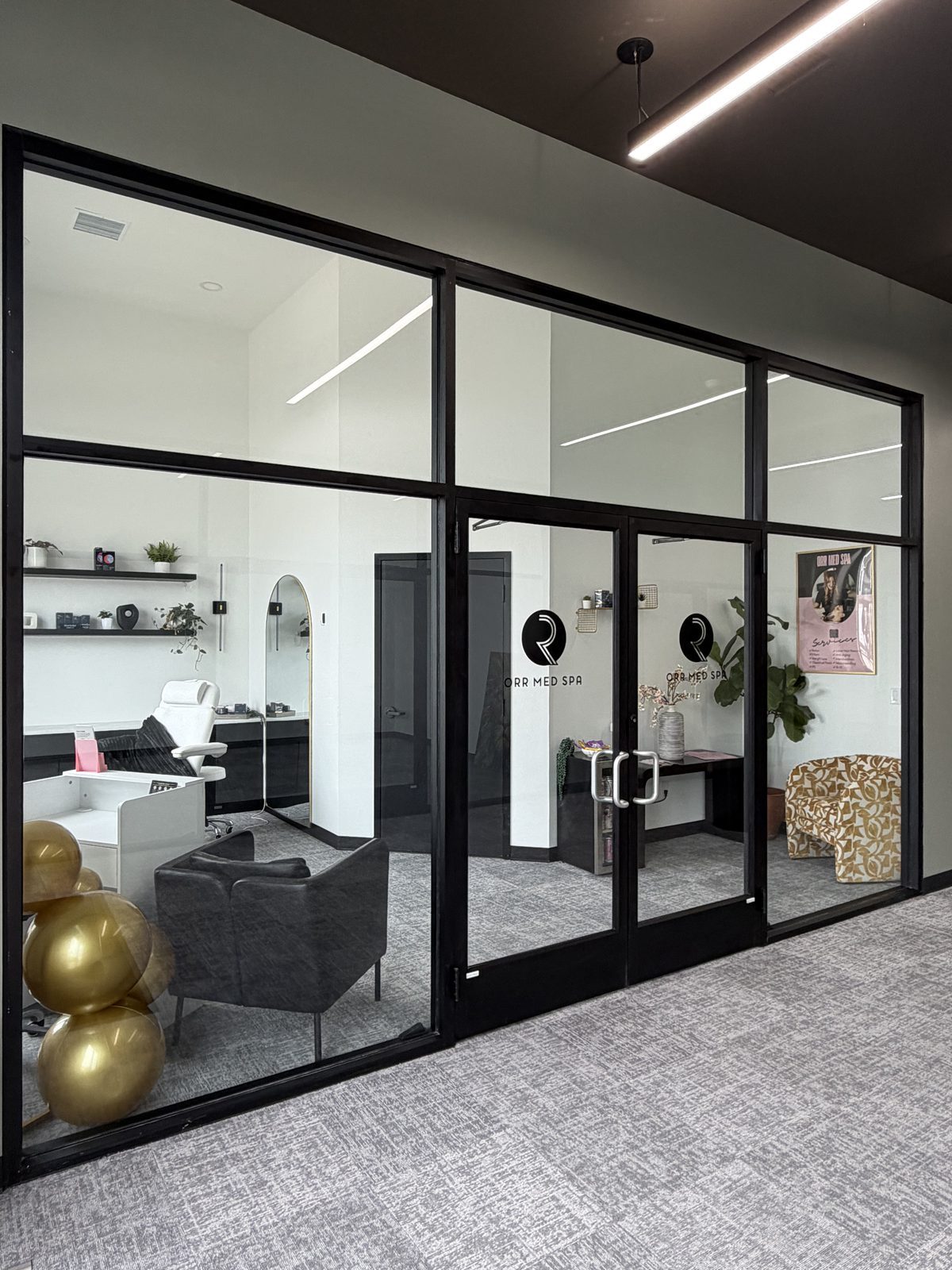 Avenue 118 — private office suite